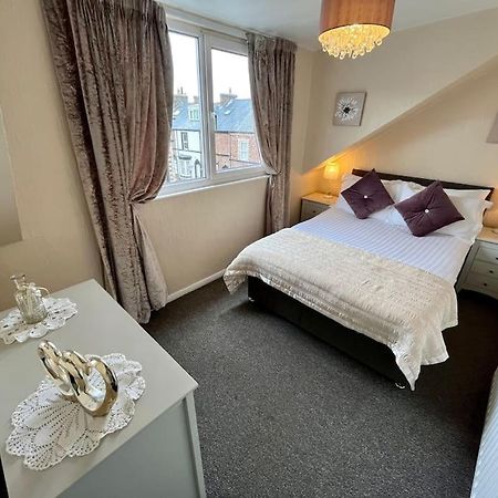 Scoresby Escape - Whitby Holiday Home Buitenkant foto