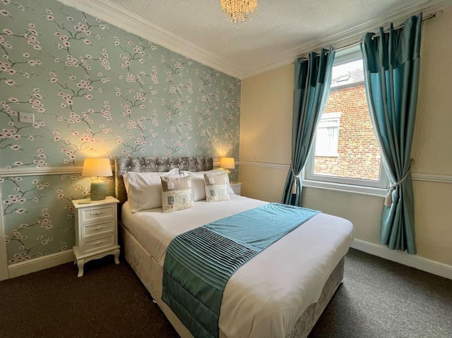 Scoresby Escape - Whitby Holiday Home Buitenkant foto